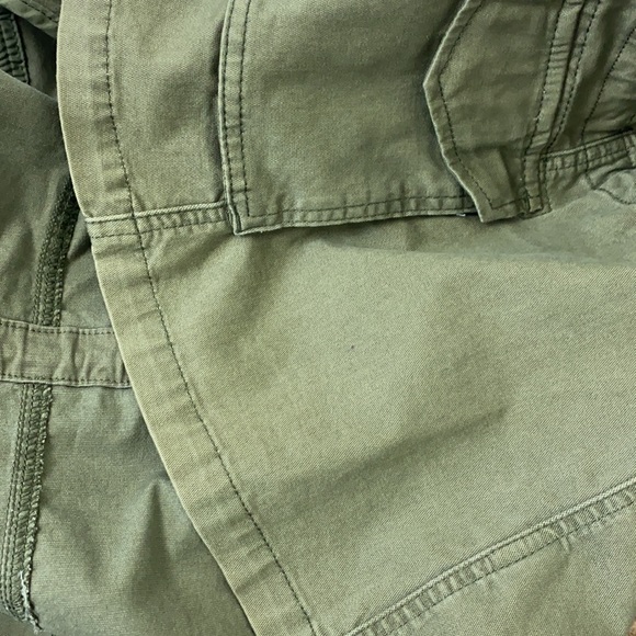 Utility denim jacket w. Patches + Pockets - Picture 14 of 16